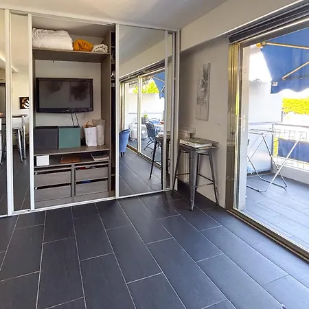 Cozy Studio, Terrace Near Beaches, Cannes Appartement *