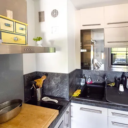Cozy Studio, Terrace Near Beaches, Cannes Mandelieu